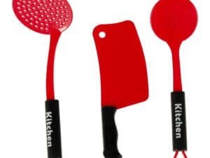 1. Set ustensile jucării de bucătărie, spatulă și lingură din plastic roșu.