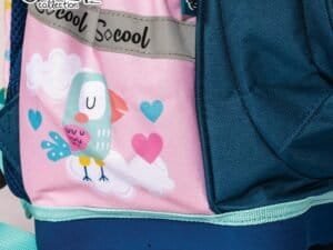 - Ghiozdanul este dotat cu: compartiment principal