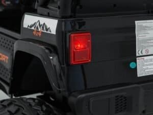 Joaca cu masini electrice pentru copii, modele off-road 4x4, pentru aventura și distracție în aer liber.