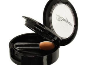 Puținirea pomepșilor cu burete și cântar de machiaj în cutie.