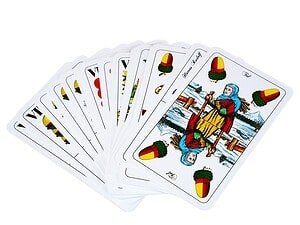 - Numar jucatori: 3-6.