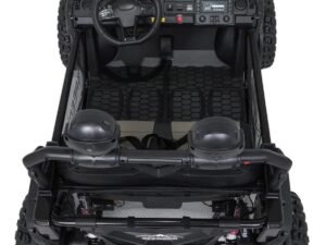 Mașină electrică pentru copii, model robust și sigur, perfectă pentru joacă în aer liber.