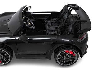 Mașină sport neagră pentru copii cu scaune și volan, jucării pentru copii.