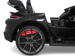 1. Mașinuță electrică pentru copii, design modern și siguranță premium.