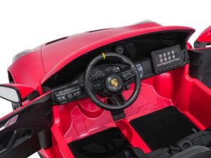 Jucarie masina sport pentru copii, design realist, distractiv si sigur pentru cei mici.