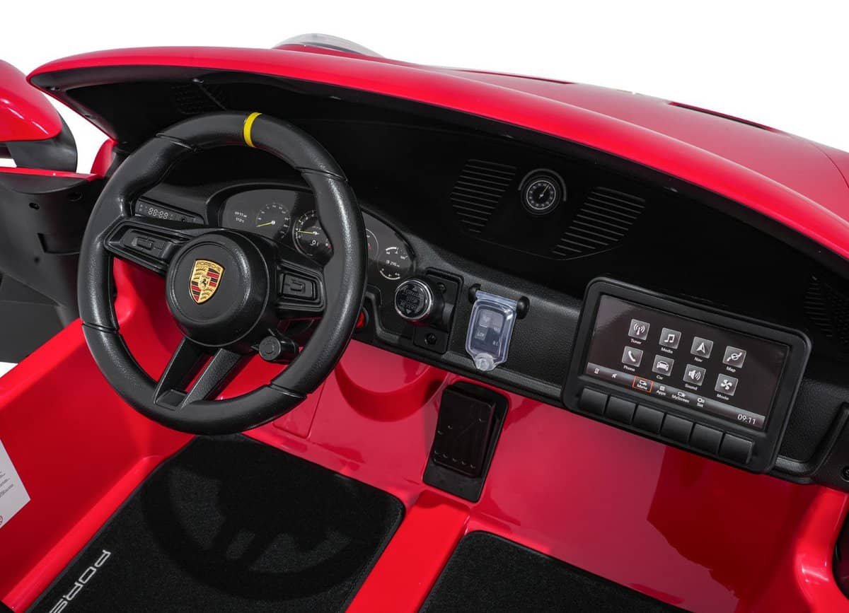 1. Jucarie de papusa masina sport Porsche roșie pentru copii.