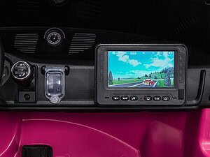 1. Ecran de bord pentru mașină cu navigație și jocuri pentru copii.