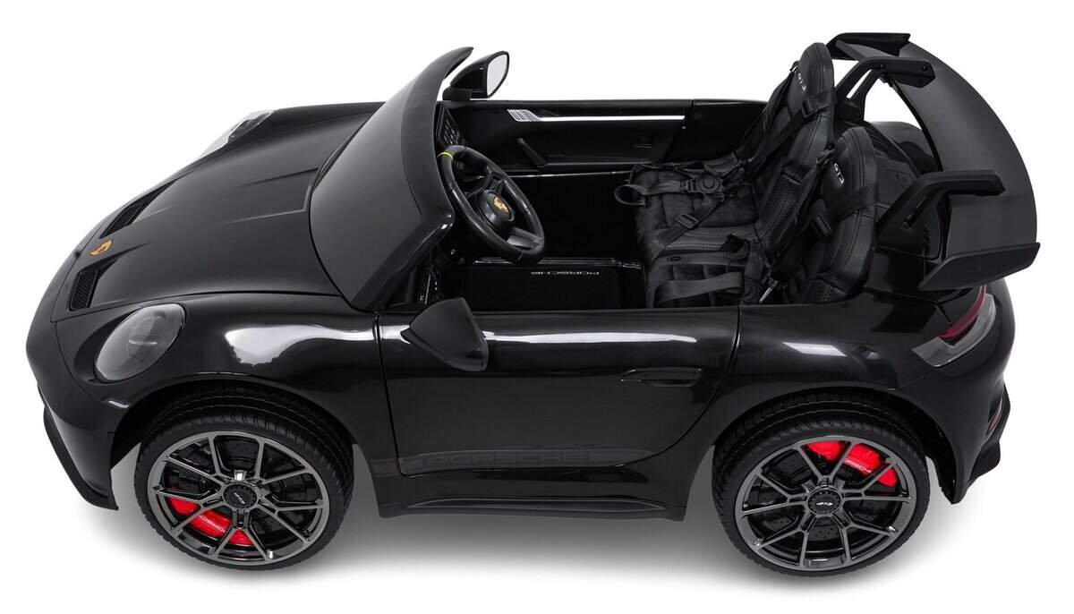 Mașină electrică pentru copii, model sportiv negru, cu detalii roșii, ideală pentru distracție în aer liber.