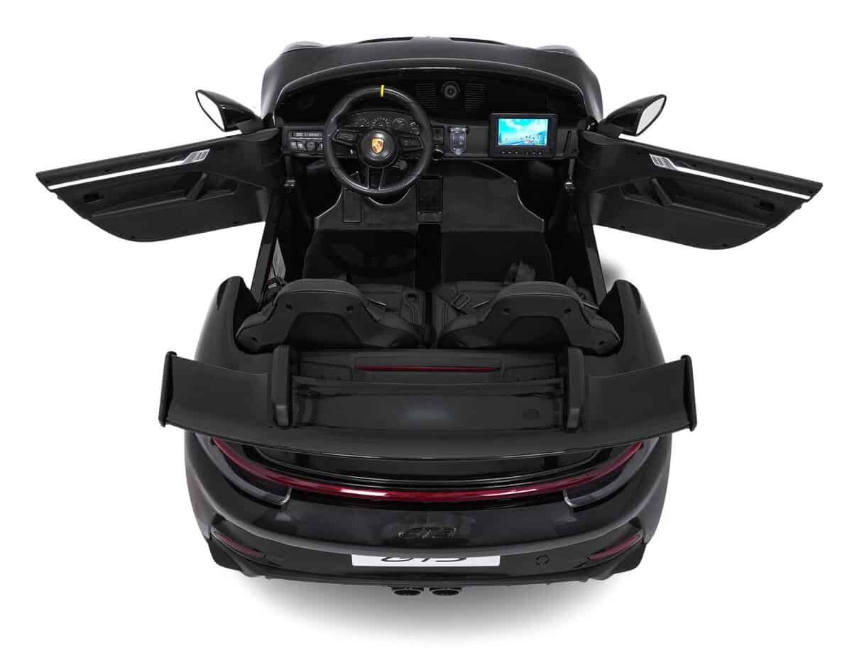 Mașinuță electrică pentru copii Porsche, model de lux, perfectă pentru joacă și aventură.