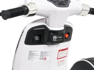 Buton start electric scooter pentru copii, cu afișaj și control de viteză.