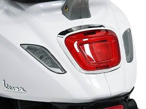 1. Cap de mașină pentru copii, model Vespa, jucărie educativă și de coordonare pentru copii mici.