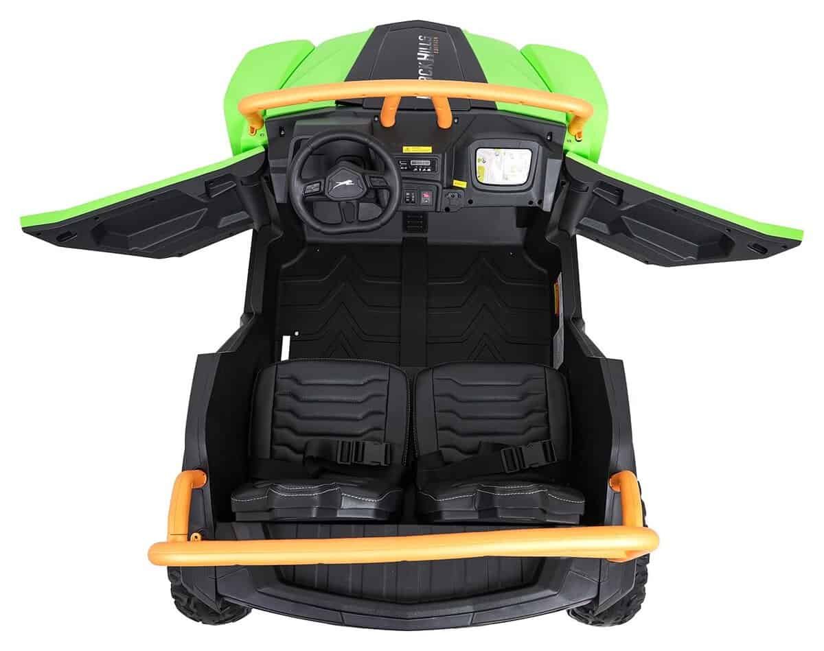 1. Jucarie mașină electrică pentru copii, cu volan și scaune confortabile, ideală pentru joacă în aer liber.