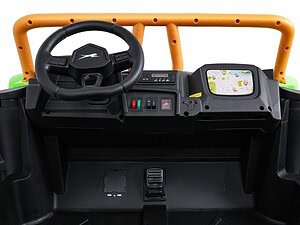 1. Jucarie masina copil cu volan si GPS pentru joaca in aer liber.