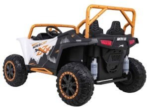 1. Mașină electrică pentru copii off-road, model Arctic Cat, cu design durabil și sigur.