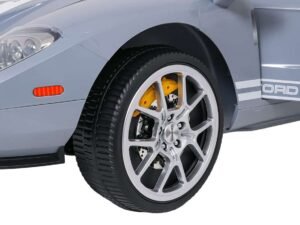 Mașină sport Lamborghini, roată ușoară cu frâncă sport, detaliu de autovehicul de lux.