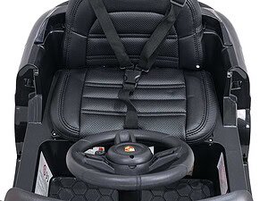 Joc pentru copii cu mașină electrică, șoferie și experiență de condus realismă.