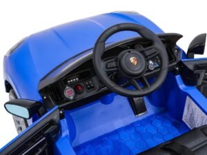 Mașină electrică pentru copii, design Porsche, cockpit autentic pentru joacă în siguranță.