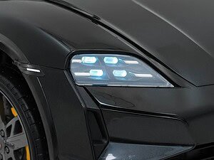 Jucării pentru copii în casuta de jucarii, accesorii și decor pentru camera mică.