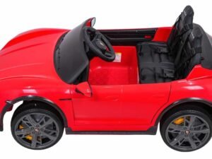 Mașinuță electrică pentru copii, model sportiv roșu, pentru distracție și siguranță.