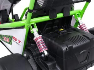 Mașinuță electrică pentru copii, model sport cu suspensie și design vibrant verde și negru.