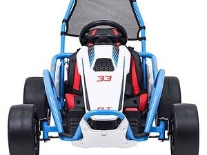 1. Mașină de curse pentru copii cu scaun reclinabil și siguranță maximă.