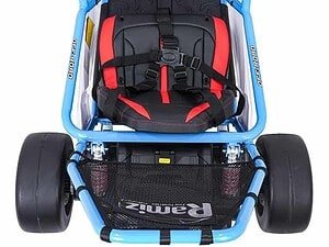 1. Mașină electrică pentru copii, go-kart cu design sportiv și siguranță pentru joacă în aer liber.