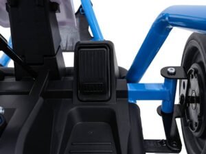 Pedala și volan pentru mașinuțe de joc pentru copii, siguranță și distracție pentru cei mici.