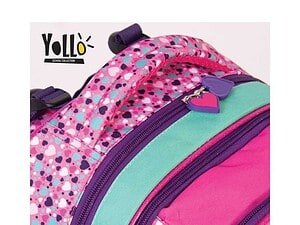 1. Geanta de școală pentru copii, desenată cu inimioare colorate, perfectă pentru educație și joacă.